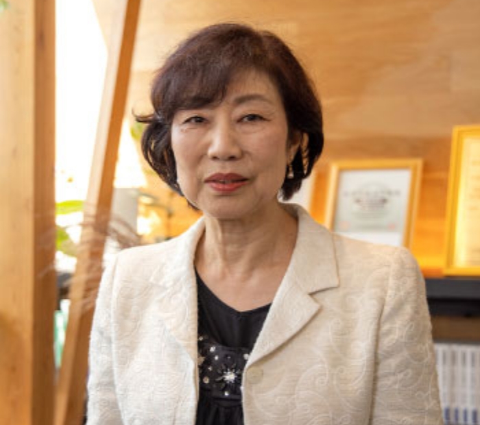取締役 山中秀美